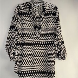 Black and White Roll Tab Sleeve Shirt 2X